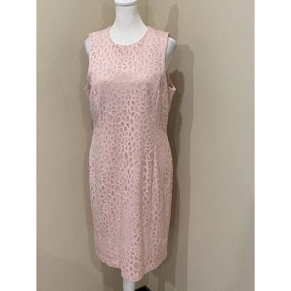 Karl Lagerfeld Size 12 Pink Pencil Dress. Rosette Cut Out Overlay Zip  Closure
